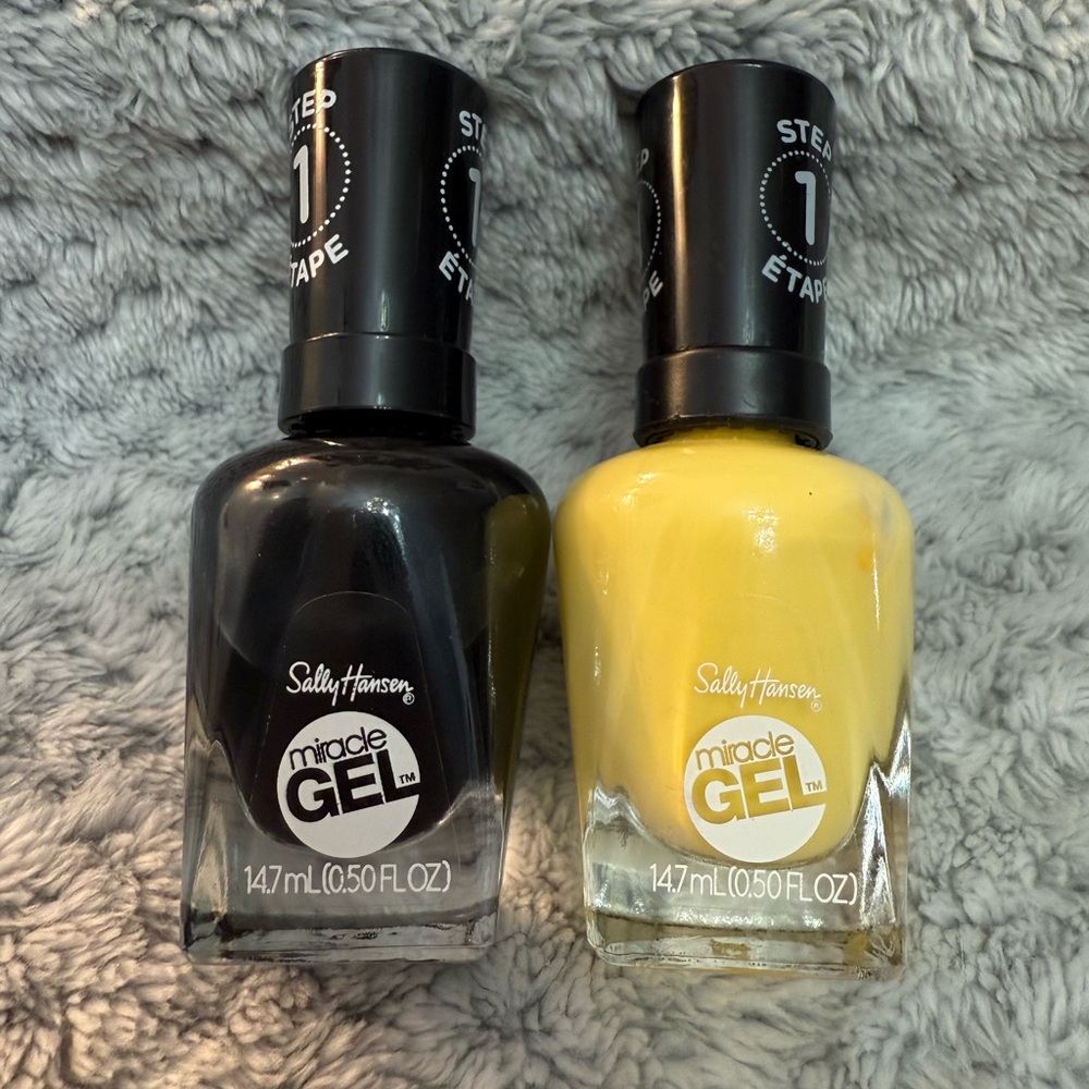 Sally Hansen Miracle Gel Nail Polish Set - Black and Yellow